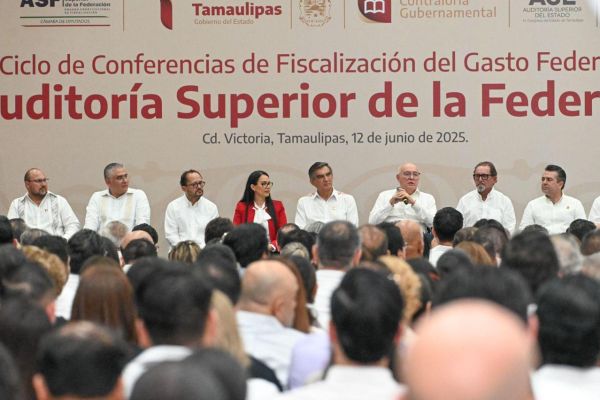Asiste alcalde Eduardo Gattás a ciclo de conferencias de la ASF.