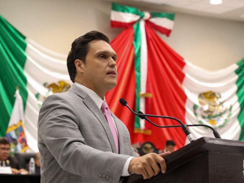 Cabeza de Vaca eres un delincuente: Prieto