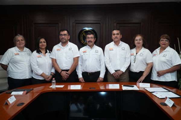 La UAT y el SUTUAT firman convenio de revisión salarial 2026