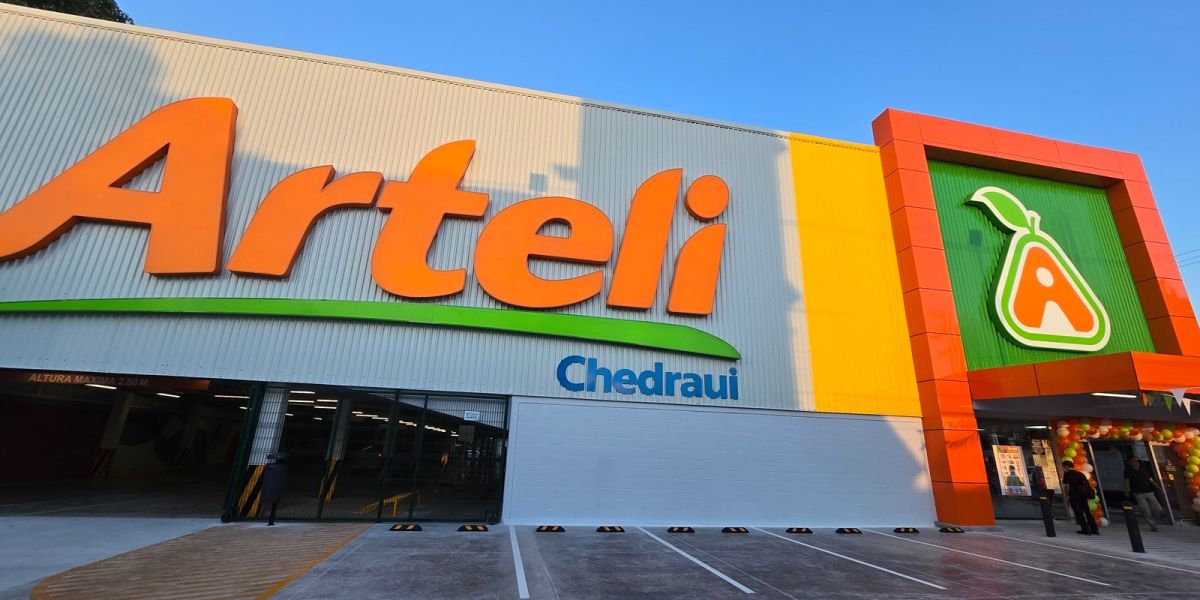 Piden a Chedraui atender problemas de escurrimientos