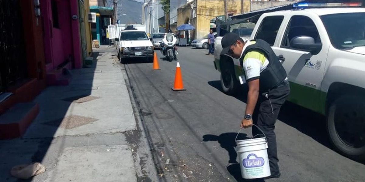 Multas y operativos; Tránsito va contra obstrucciones en las calles de Victoria