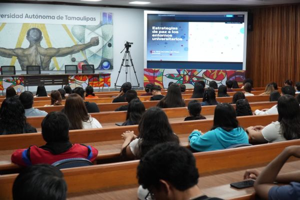 Dictan en la UAT conferencia sobre estrategias de paz en entornos universitarios