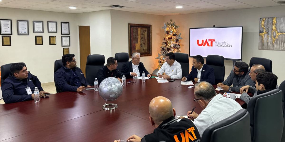 Logra la UAT 500 plazas para sus egresados en Aduanas de México