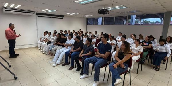 Consolida la UAT alianza para colocar a profesionales de Enfermería en hospitales de Texas