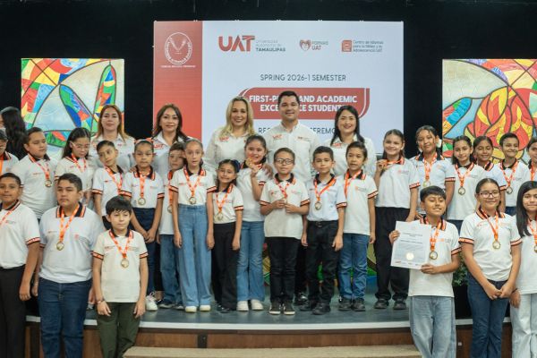 Consolida UAT calidad en la enseñanza de idiomas para la niñez y adolescencia