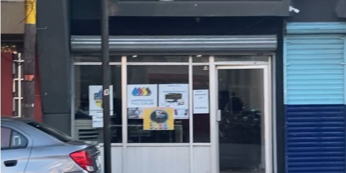 EN CARRERA TORRES 15 Y 16