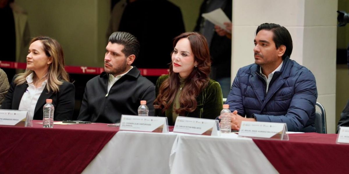 Carmen Lilia entregará camiones nuevos para el transporte