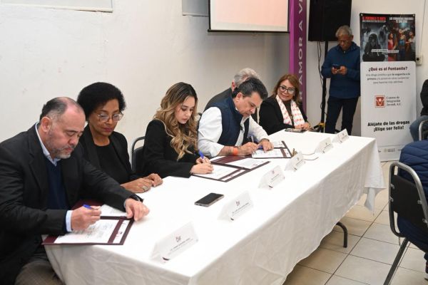 Firma DIF Victoria convenio con el Centro de Integración Juvenil