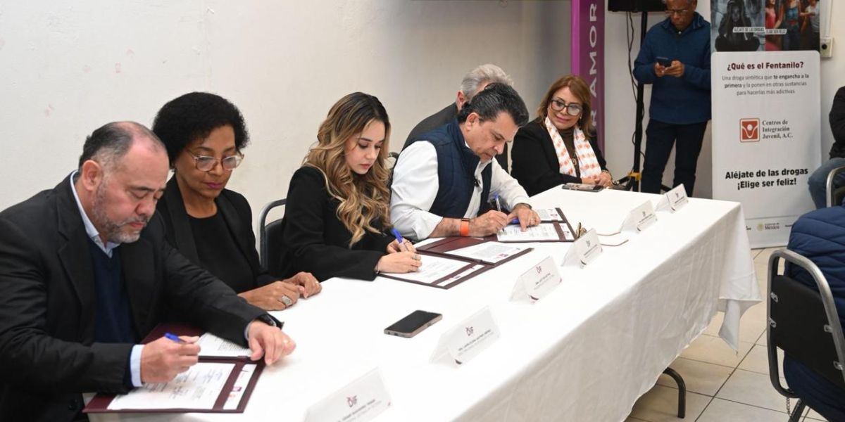 Firma DIF Victoria convenio con el Centro de Integración Juvenil