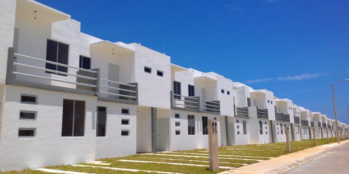 Constructoras “patito” en la mira por vender viviendas con desperfectos