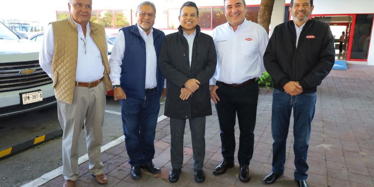 Reconoce CMIC eficiencia de plan emergente de bacheo en Victoria