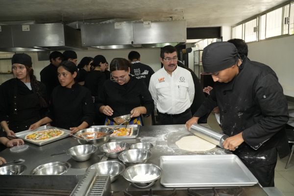 El diálogo con universitarios define el nuevo rumbo de la UAT: Rector