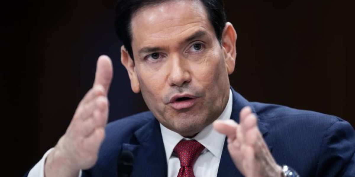 Marco Rubio anuncia la restricción de visas a más de 100 funcionarios de Nicaragua tras la muerte del líder indígena Brooklyn Rivera