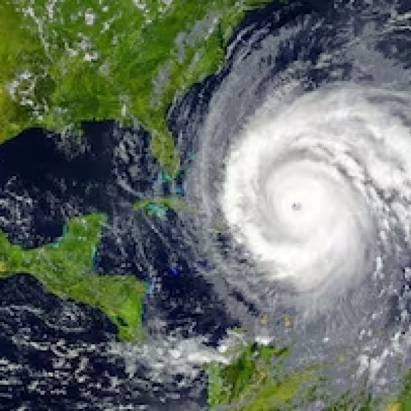 Huracán Erick: Hay Aviso de Ciclón Tropical Frente a México