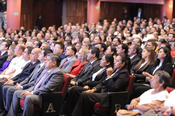 Destaca Víctor García avances en salud y plantea seguimiento desde el Congreso