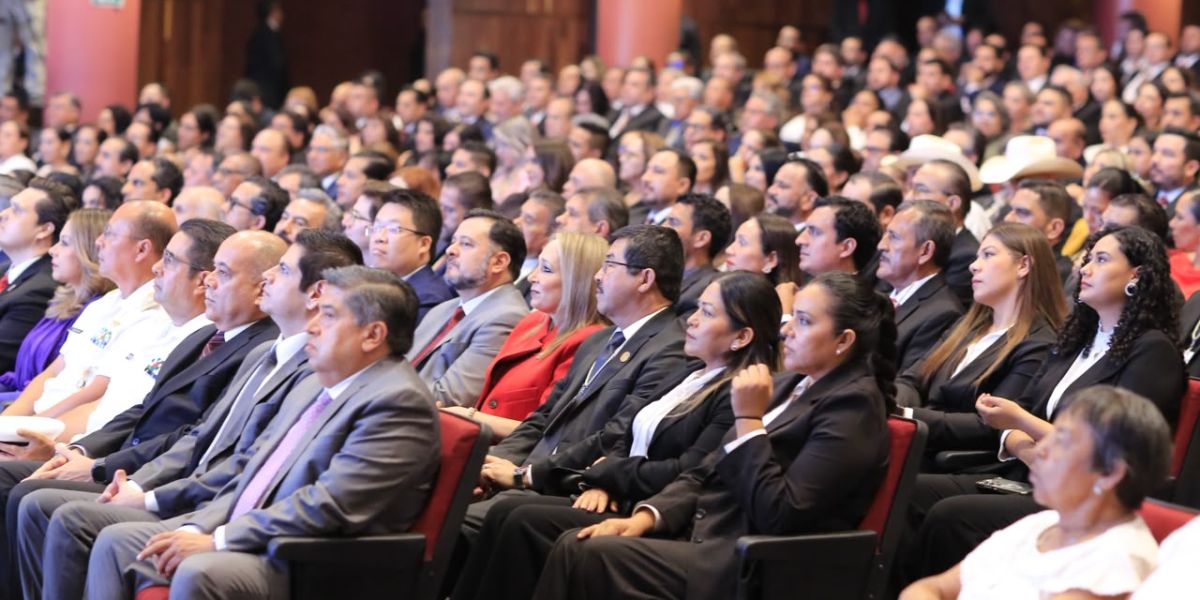 Destaca Víctor García avances en salud y plantea seguimiento desde el Congreso