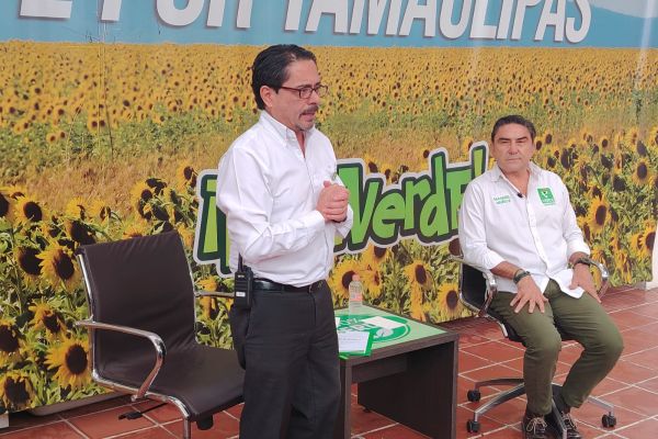 Designan a Zorrilla en el Verde; niega militancia en el PAN pese a haber sido su alcalde