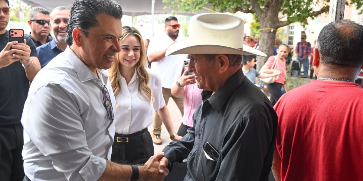 Entregan Lucy y Lalo 3 mil insumos alimentarios