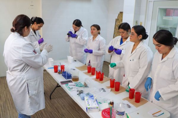 Refuerzan capacitación veterinaria en el Zoológico Tamatán