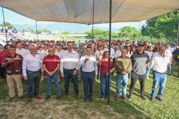 Sociedad y gobierno, sanean cauce del río San Marcos