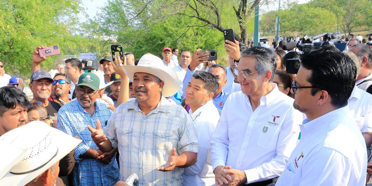 Américo Villarreal ofrece respaldo a ejidatarios de Llera