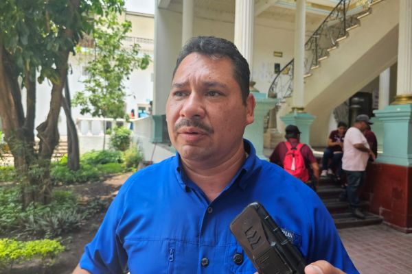 Alertan por golpes de calor en albañiles; piden prevención en obras