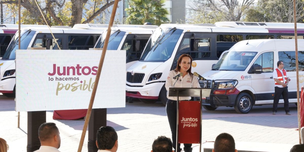 Alcaldesa Carmen Lilia Canturosas moderniza transporte público en  Nuevo Laredo y lo convierte en modelo de movilidad en Tamaulipas