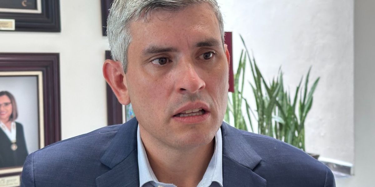 MC impulsa voto desde los 16 años y plantea sufragio obligatorio para universitarios