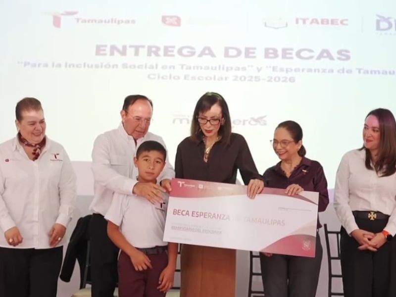 Becas que sostienen sueños: niñas y jóvenes que no dejarán la escuela