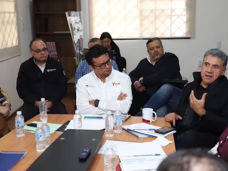 Refuerza Armando Martínez coordinación para impulsar desarrollo energético en la zona