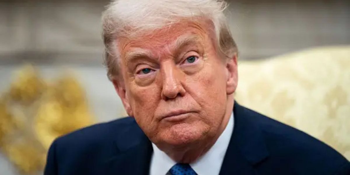 Trump vota por correo en elecciones de Florida, pese a calificar a este método como “fraude”