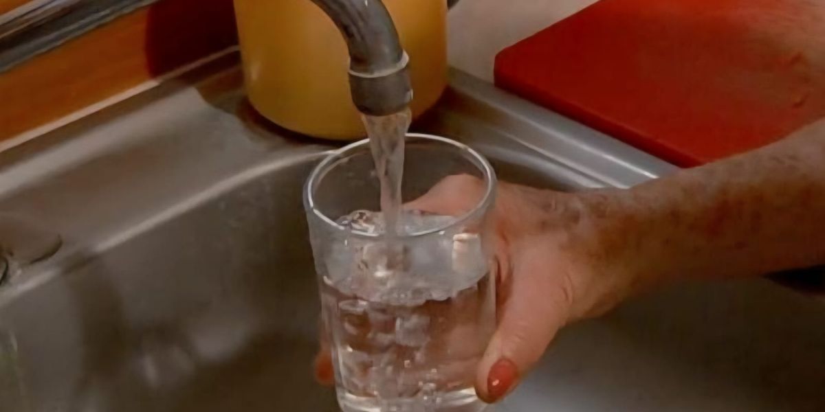 Descarta Coepris bacterias fecales en red de agua potable