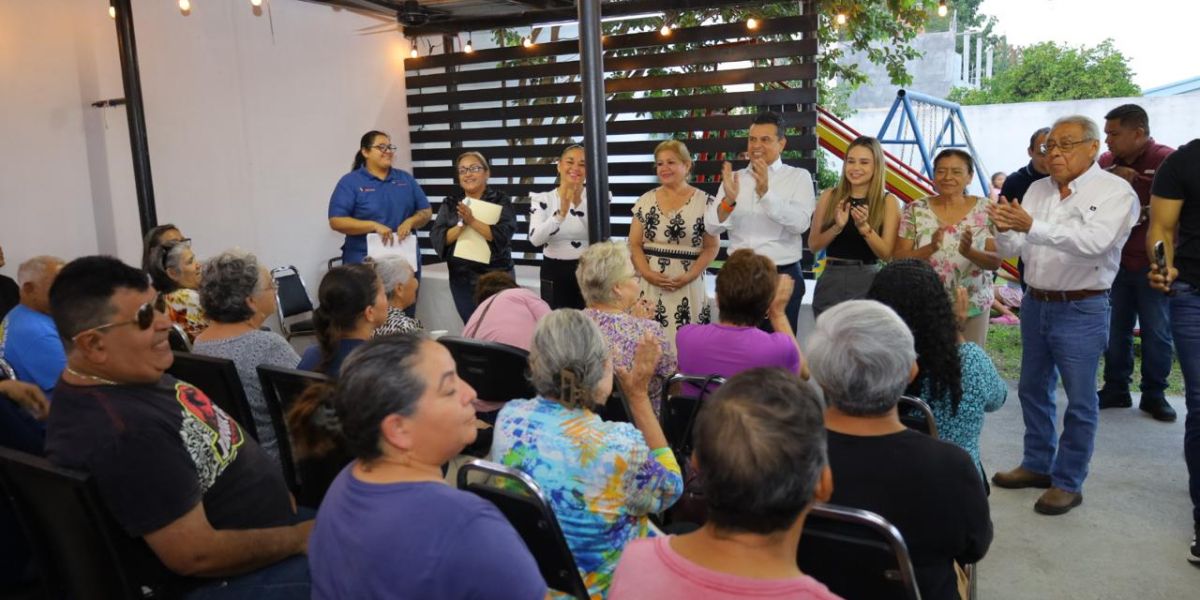 Conviven Lalo y Lucy con familias de la Miguel Alemán