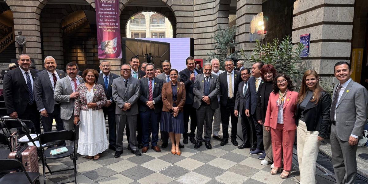Rector de la UAT asiste a reunión de universidades con Claudia Sheinbaum