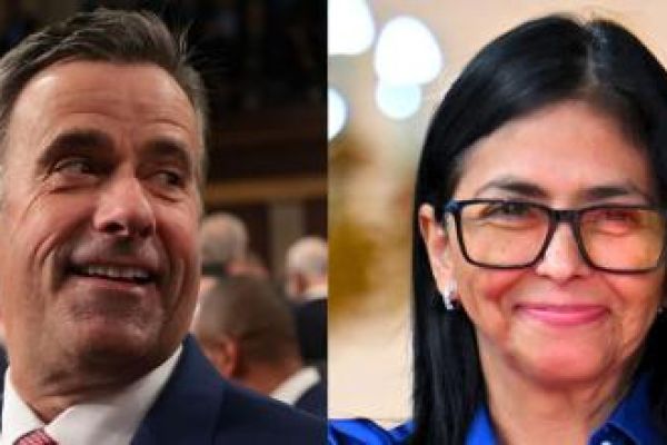 Delcy Rodríguez se reúne con el director de la CIA en el marco de la entrega del Nobel de Machado a Trump