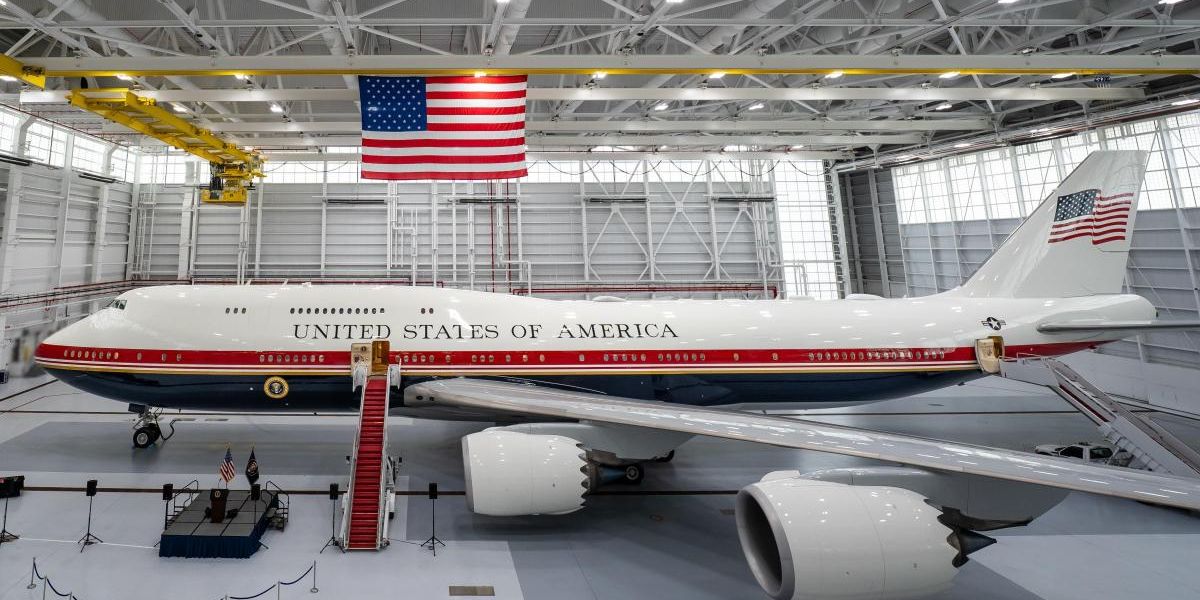 El nuevo Air Force One de Trump es retirado tras polémica por fallas de seguridad; tardarán un mes en completar las mejoras