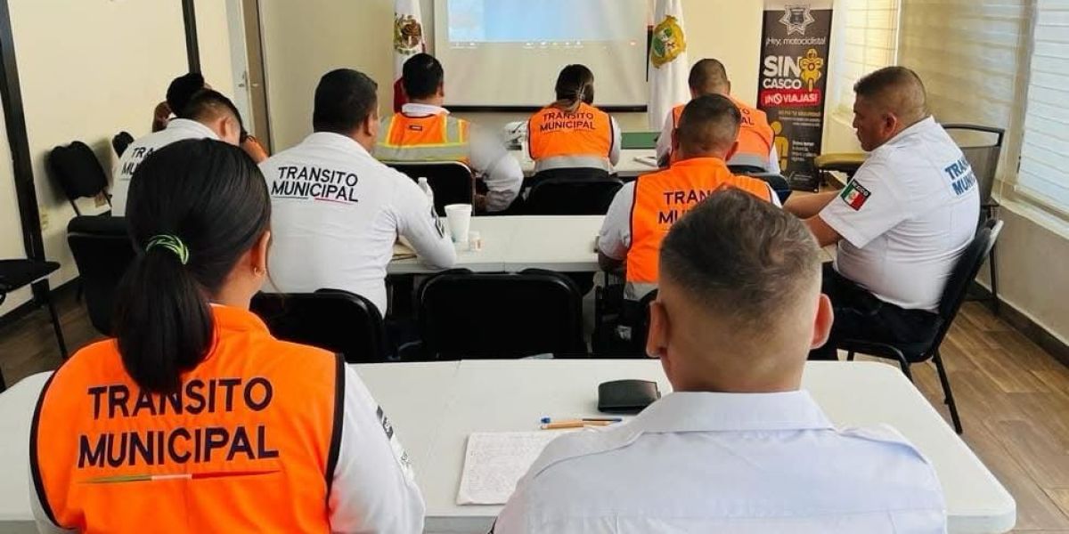Ofrece USJT curso actualización para policía de tránsito