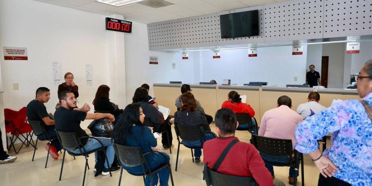 Llaman a aprovechar descuento del 30 % en refrendo vehicular