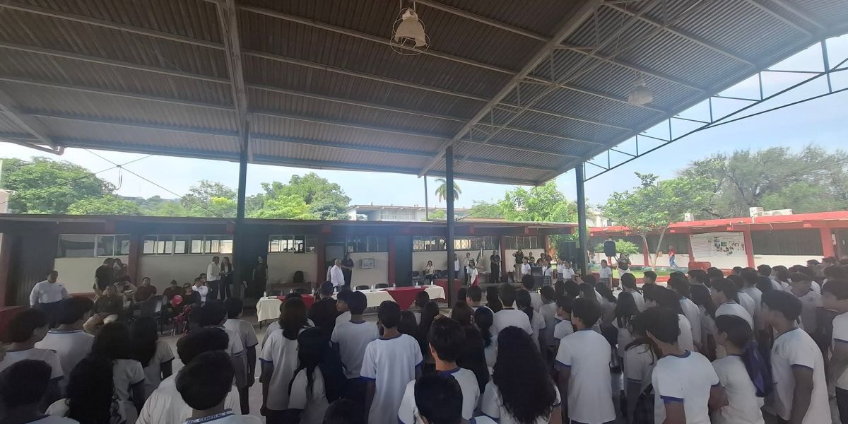 Deja violencia escolar a alumno con grave lesión