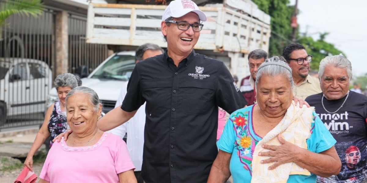 Erasmo sigue cumpliendo compromisos; 4 obras más de pavimentación