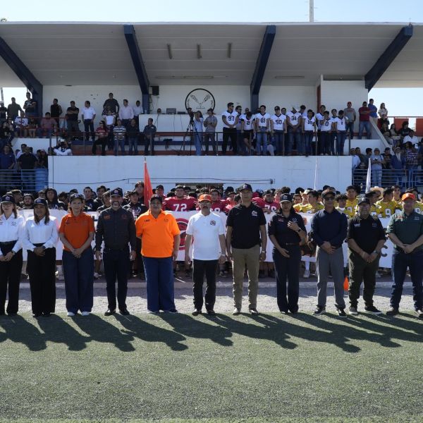 El rector Dámaso Anaya inaugura la temporada 2026 de la LUFAUAT