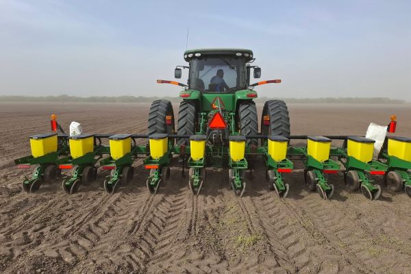 Con todo y sequía, productores definen calendario de siembra