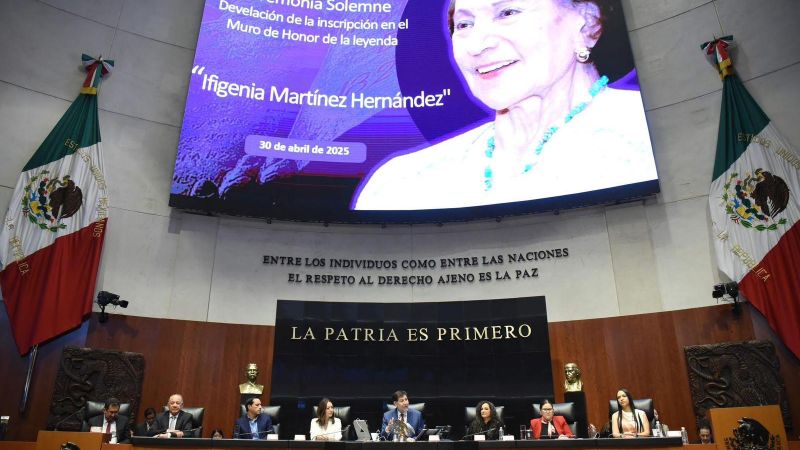 Senado inmortaliza a Ifigenia Martínez con letras doradas en el muro de honor, a propuesta de la senadora Olga Sosa