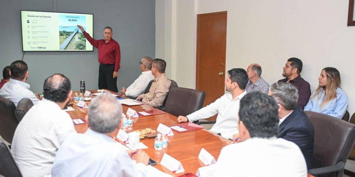 Preside Eduardo Gattás tercera reunión de consejo de administración de COMAPA.