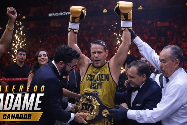 Alfredo Adame noquea a Carlos Trejo en Ring Royale
