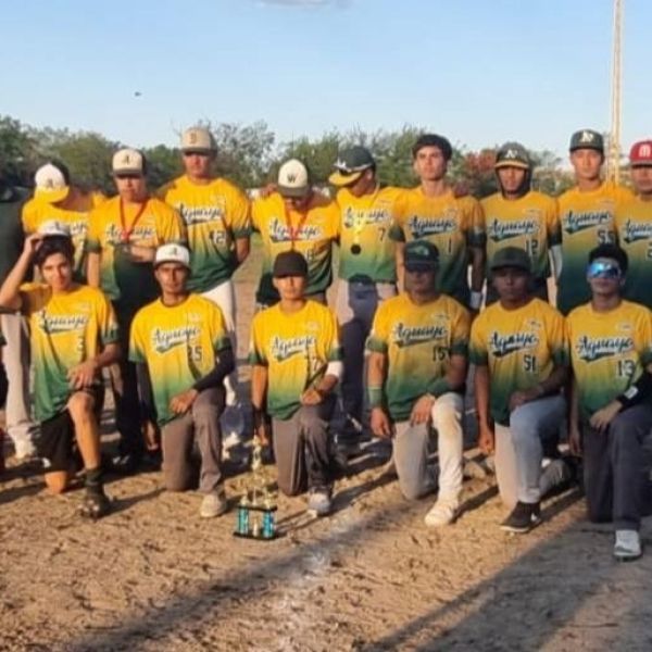 Aguayo campeón en estatal de béisbol 18 años