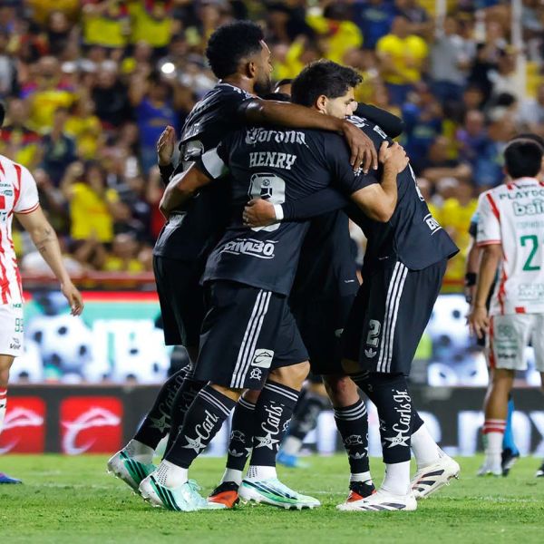 Brilla Henry con triplete y América supera al Necaxa 