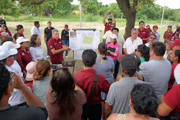Transforma Armando Martínez espacios públicos para beneficio de las familias