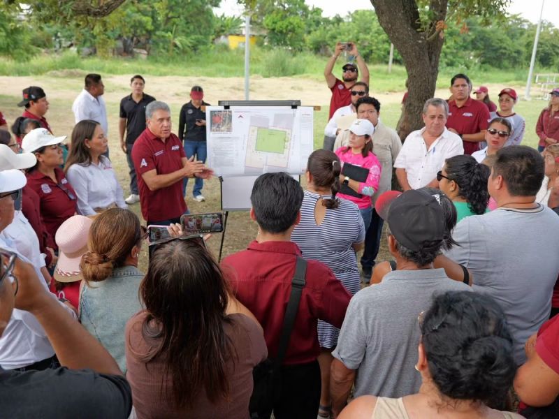 Transforma Armando Martínez espacios públicos para beneficio de las familias