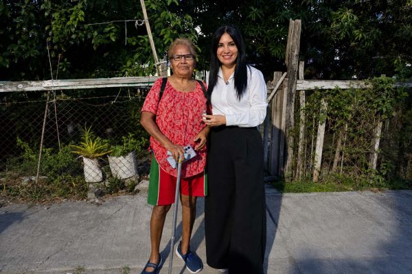 Astrid Santoya Müller lleva esperanza a quienes más lo necesitan con donación de medicamentos